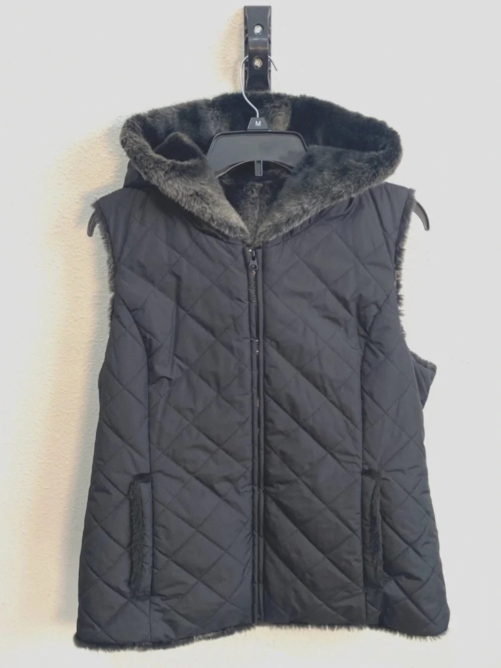 Kristen Blake Black Quilted & Faux Fur Reversible Hooded Vest Size Medium